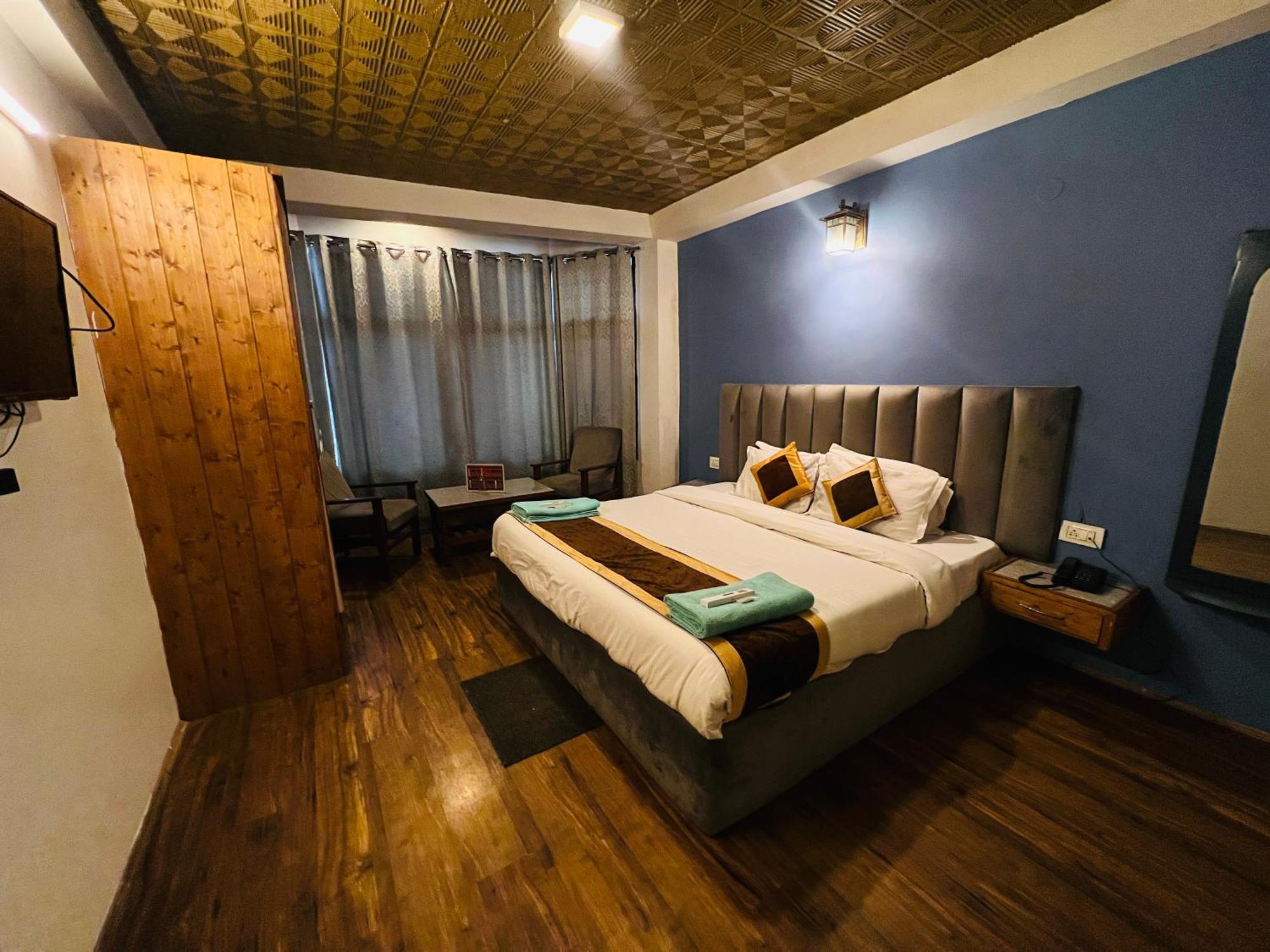 Hotel Green Link -#Near Volvo Bus Stand #Mountain View #River View #Open Terrace Manāli Zewnętrze zdjęcie