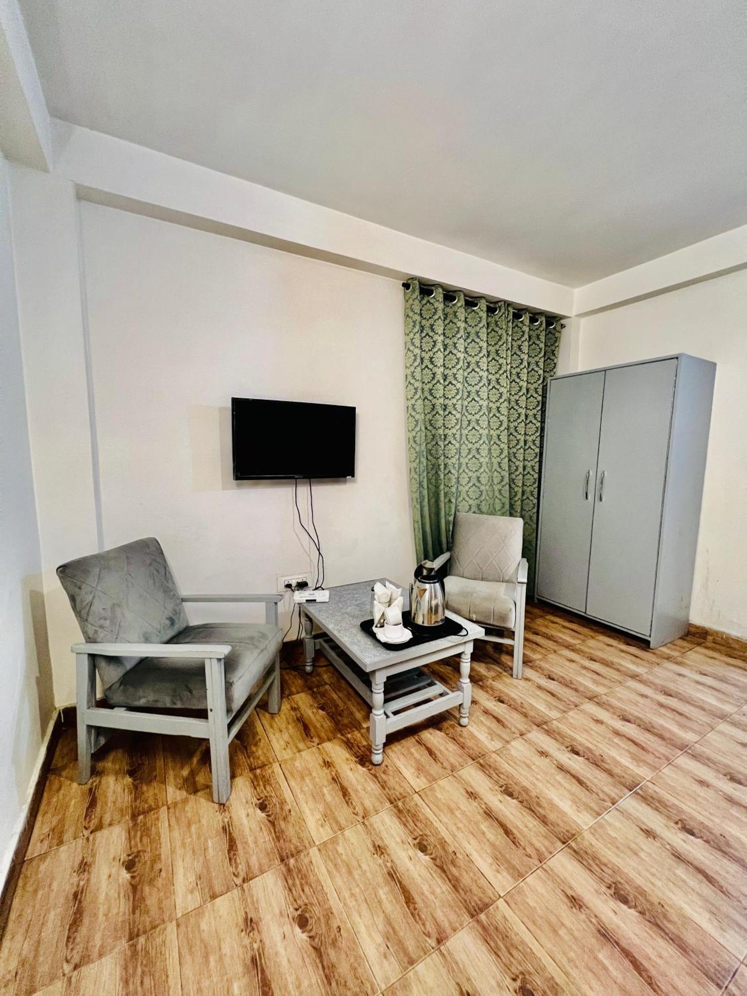 Hotel Green Link -#Near Volvo Bus Stand #Mountain View #River View #Open Terrace Manāli Zewnętrze zdjęcie